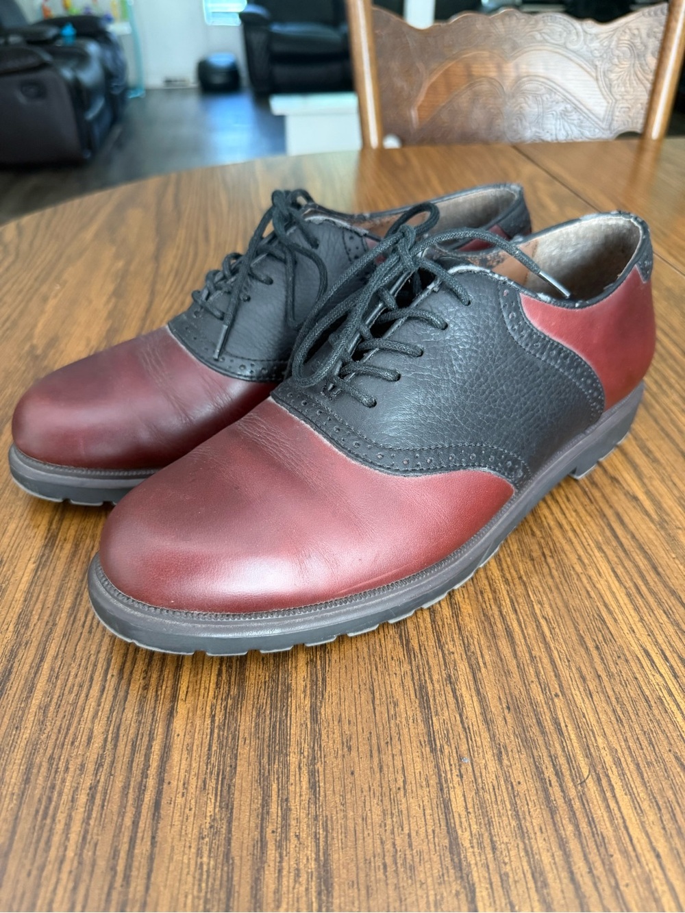 Dockers Men's Burgundy and Black Two-Tone Leather Oxfords